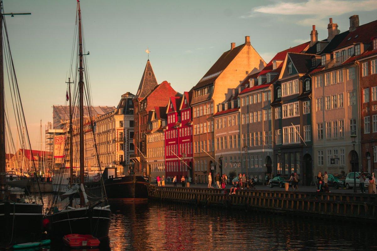 7 - interesting denmark facts about the midnight sun