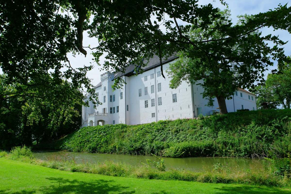 dragsholm castle is part of the best castles around copenhagen
