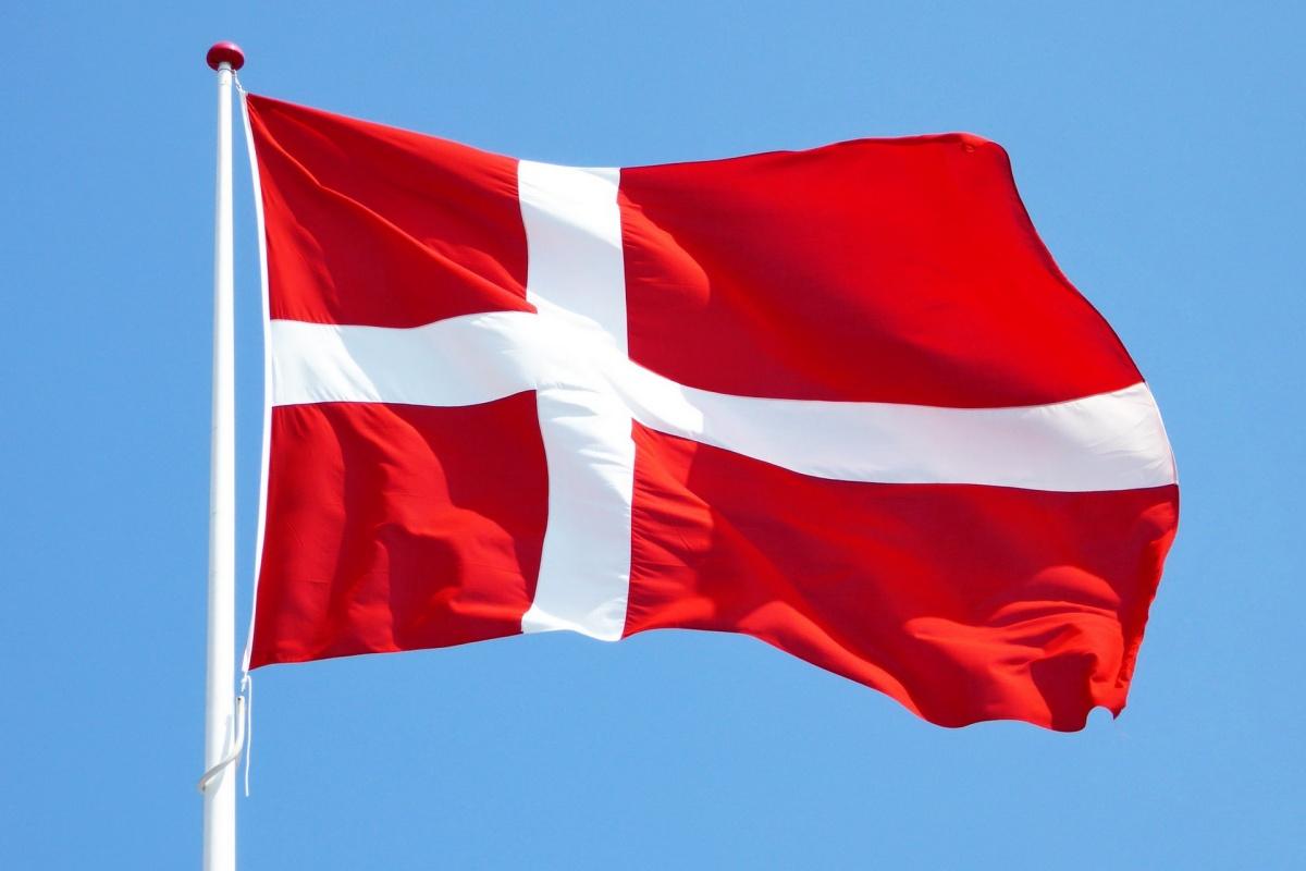facts about denmark flag