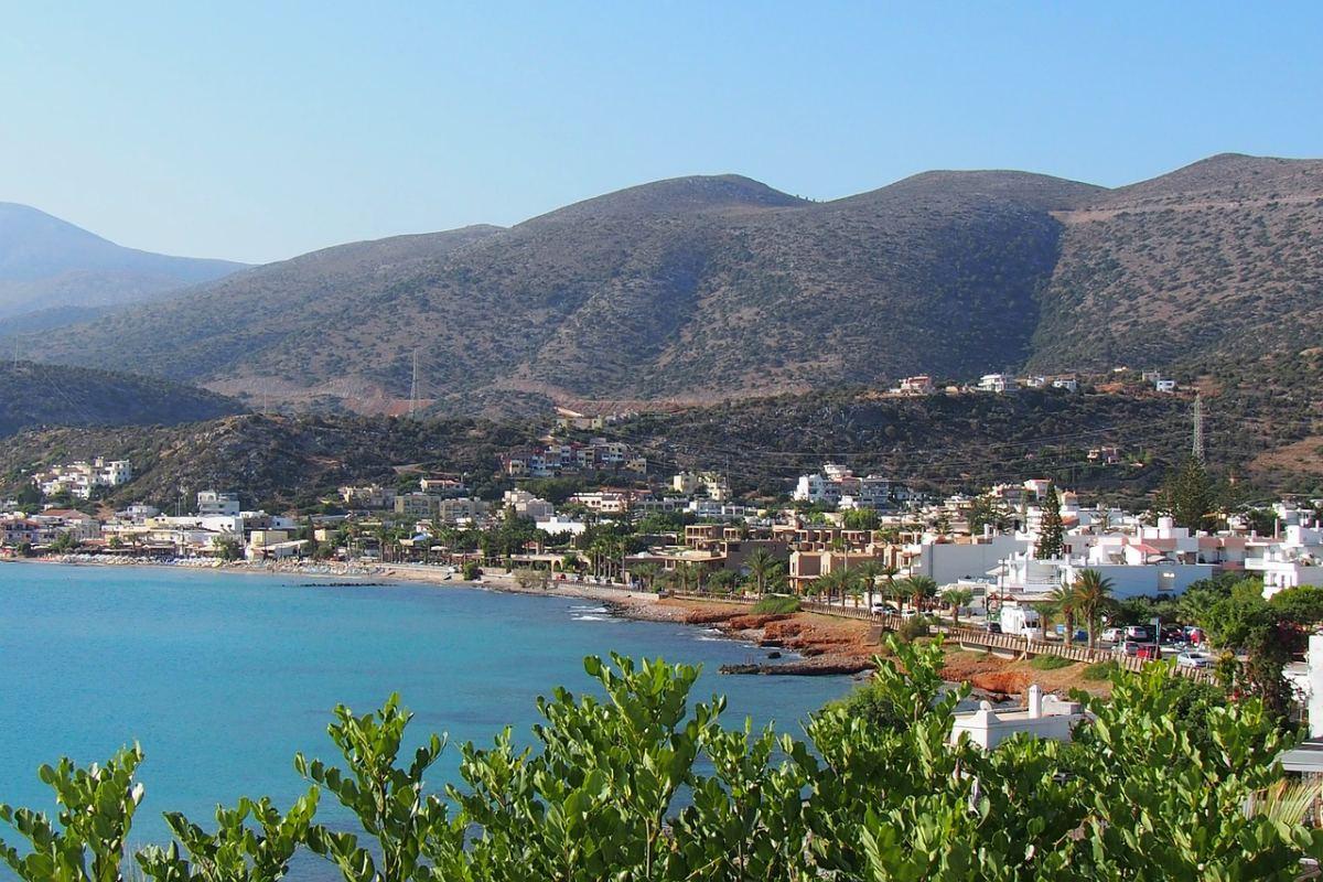 malia is a best city to stay in crete