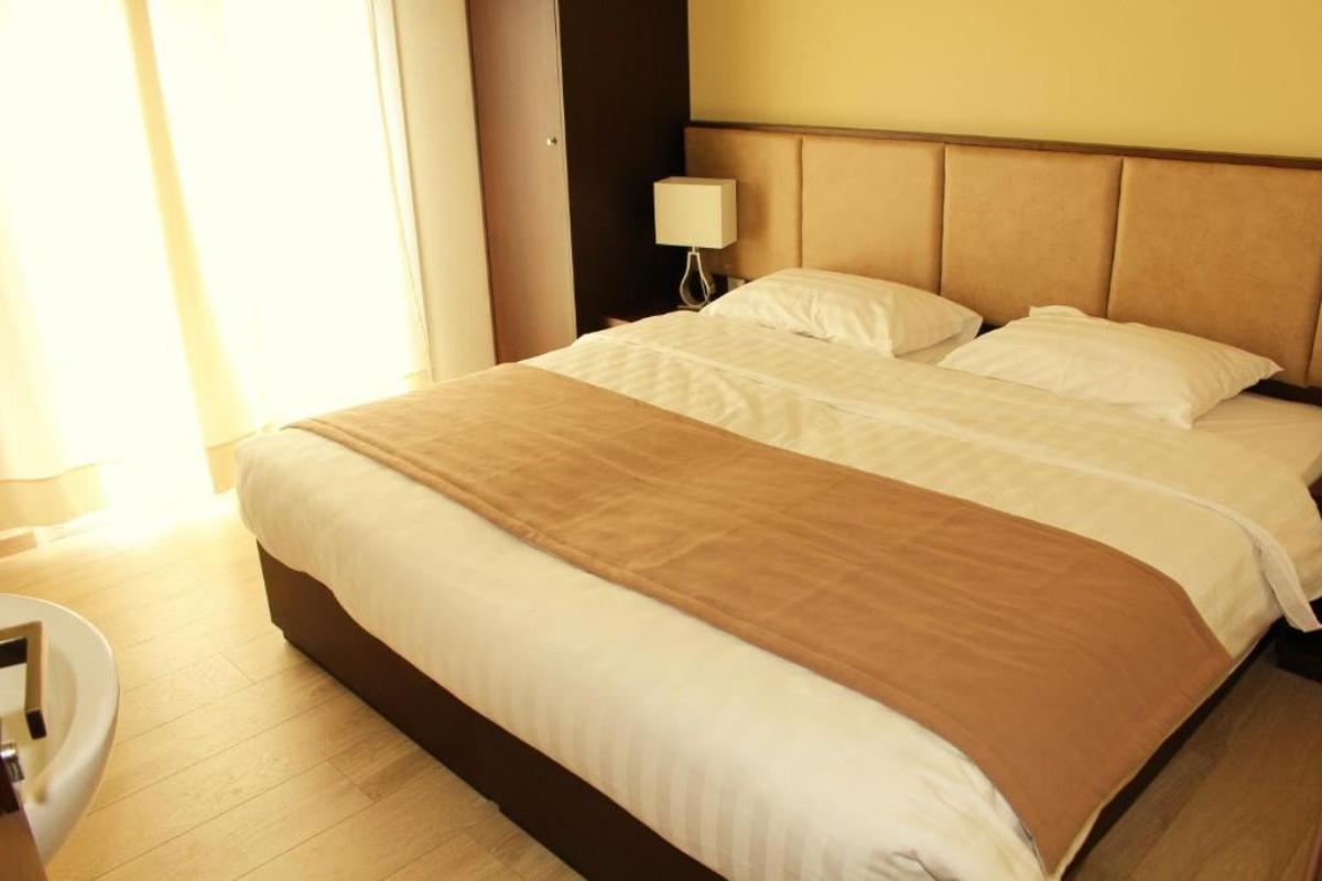 rea hotel is one of the best hotels in heraklion crete