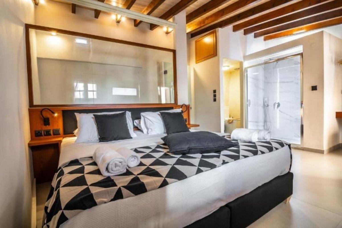 casa bene is one of the best luxury villas in chania crete