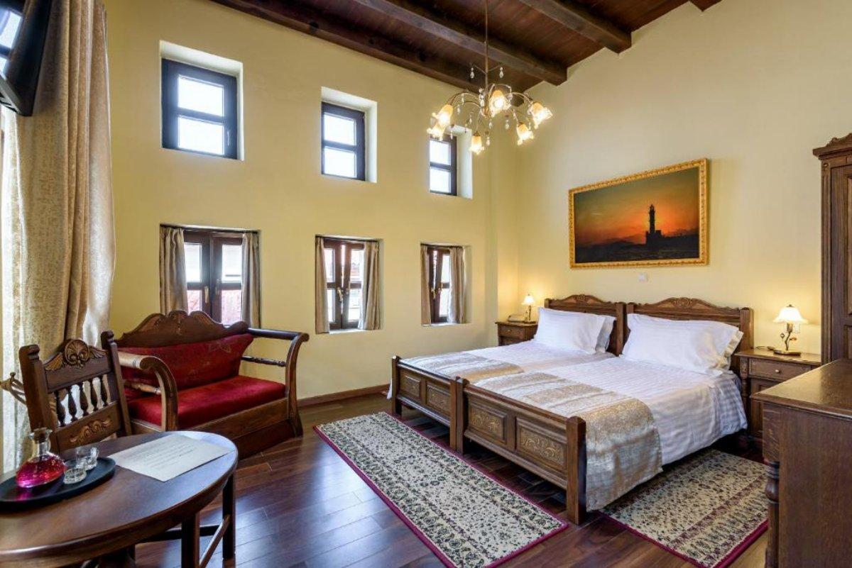 porto del colombo is one of the top chania crete hotels