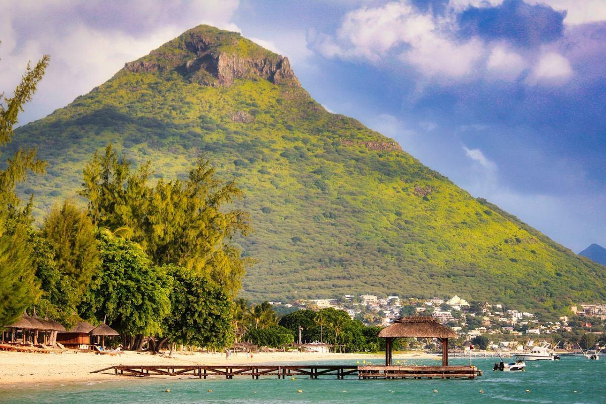 tamarin is a great place for living and working in mauritius