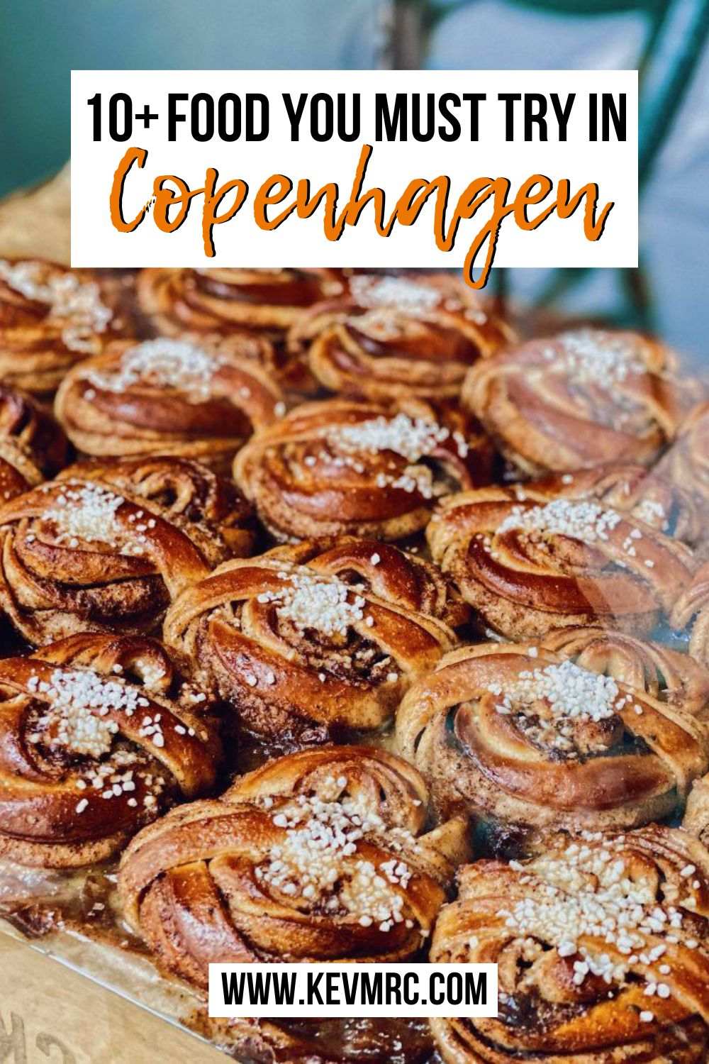 Wondering what to eat in Copenhagen? Discover 10+ must eat in Copenhagen, including the famous food and places to eat in town. copenhagen food guide | copenhagen denmark food | copenhagen food tour | copenhagen food tips | copenhagen foodie guide 