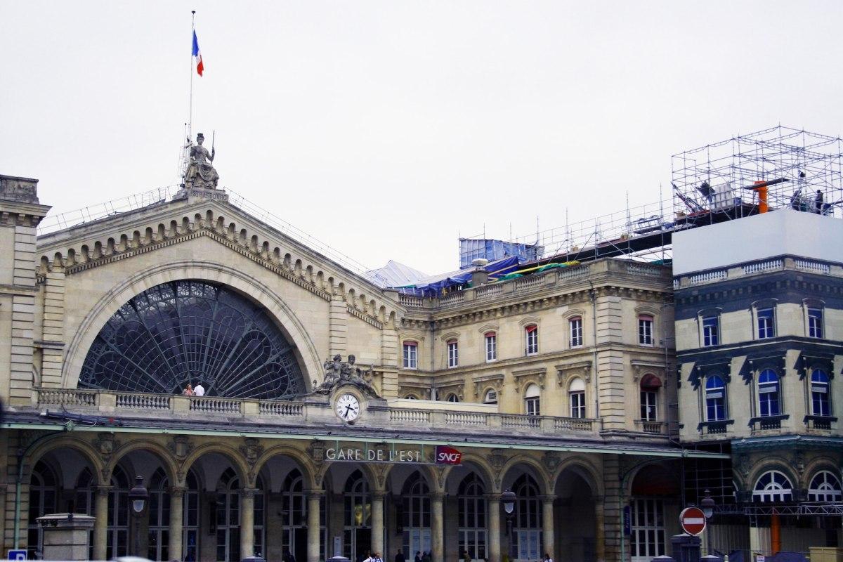 gare de l'est is one of the areas to avoid in paris