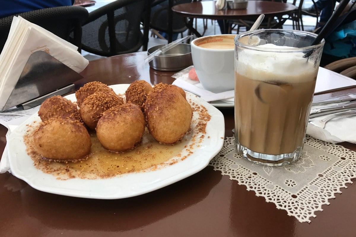 loukoumades in athens