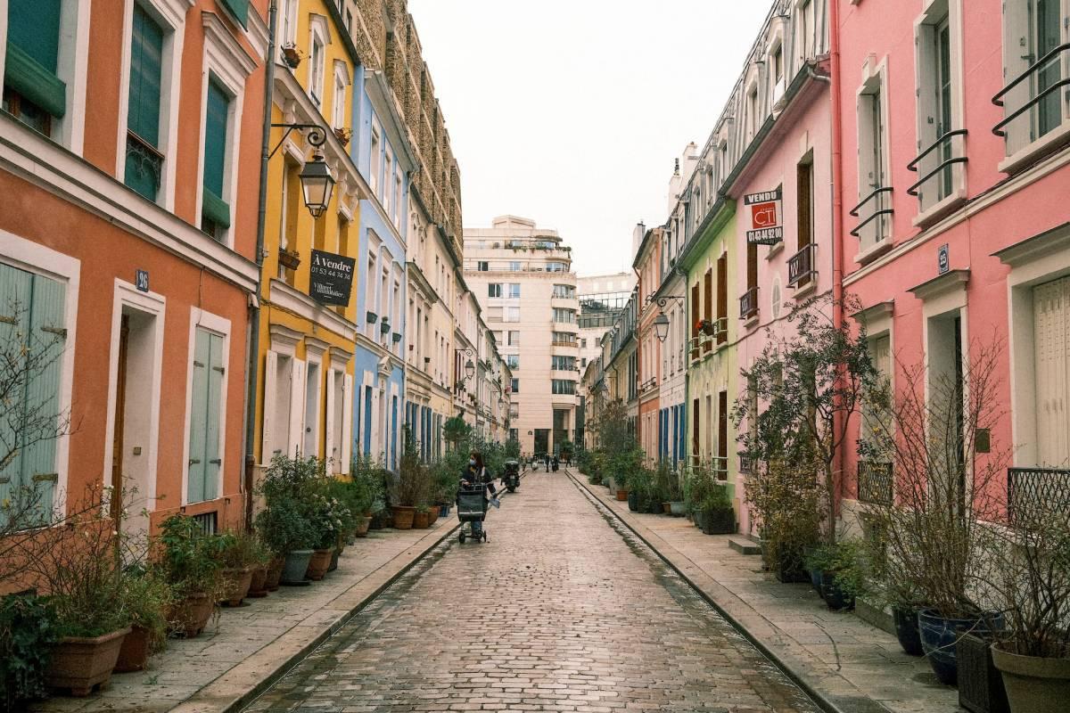 rue cremieux is not among the bad areas of paris