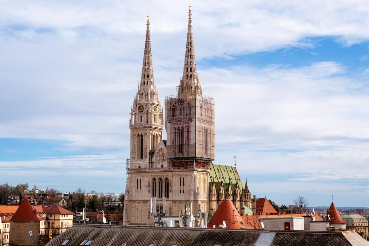 visiting zagreb cathedral is one of the best zagreb free things to do