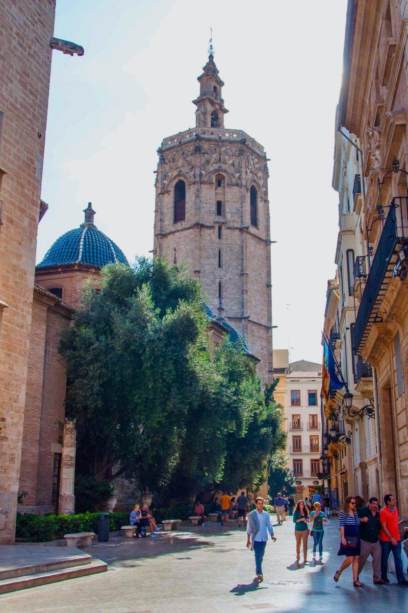 ciutat vella is a must when staying one day in valencia spain