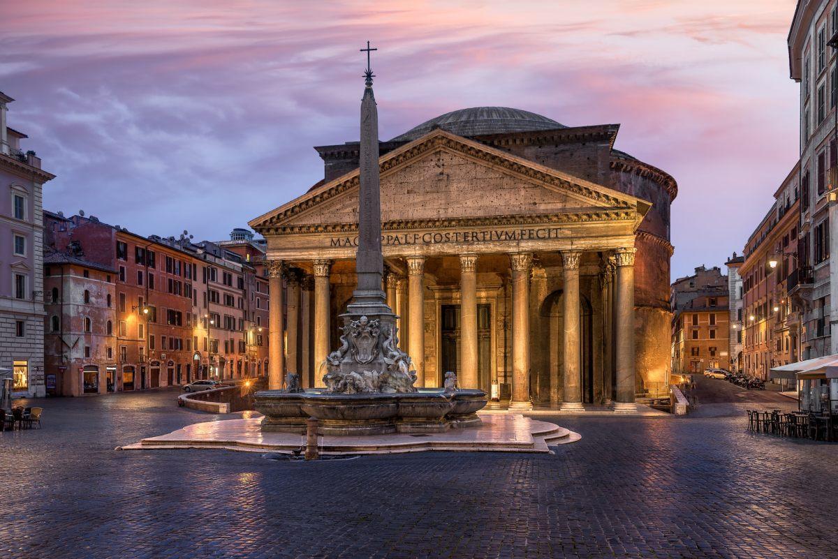 pantheon in rome in winter