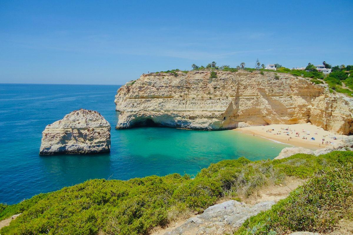 praia do barranquinho on the seven hanging valleys trail algarve