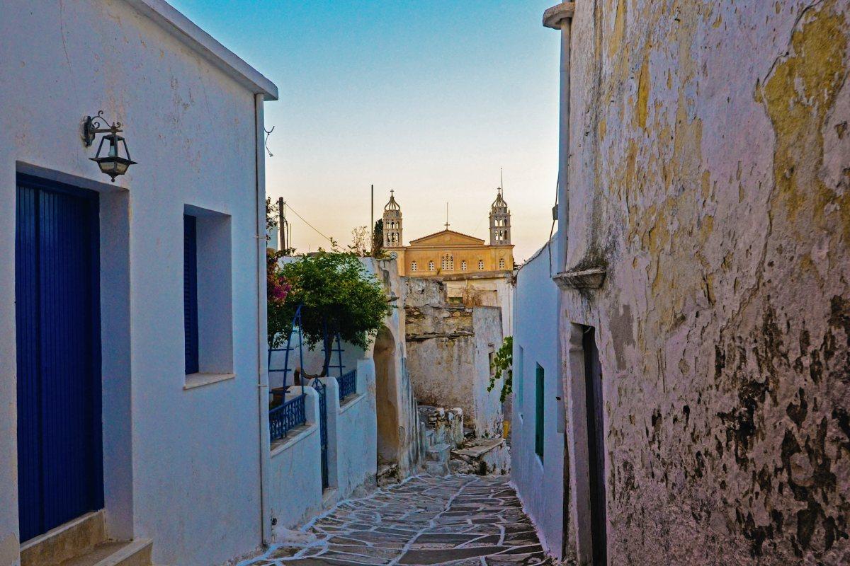 visiting lefkes is one of the best paros things to do and see
