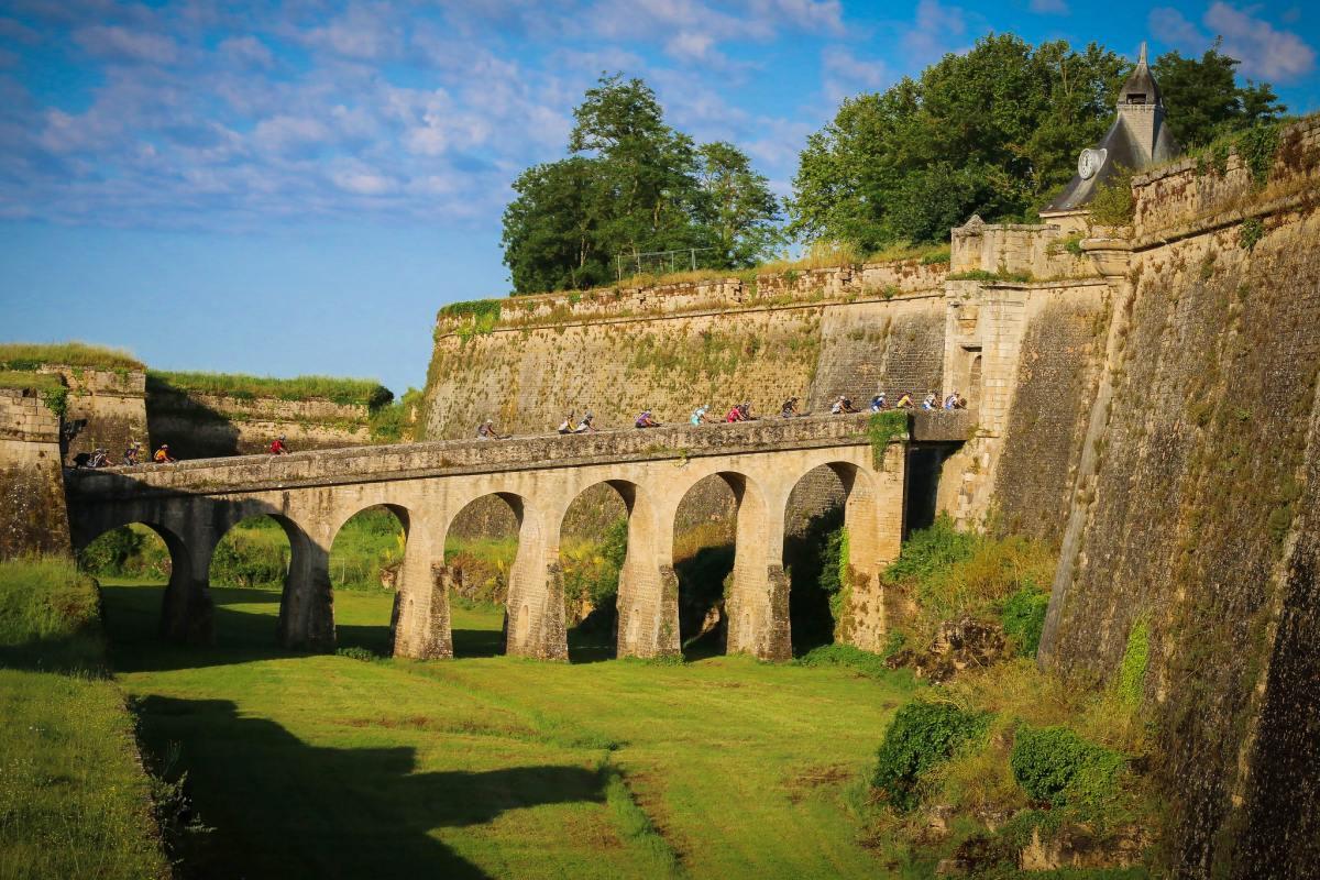 blaye is one of the day trips around bordeaux