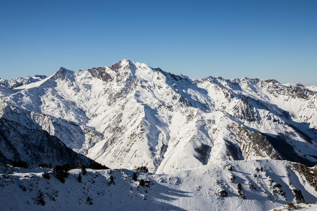 cauterets is ski station near bordeaux