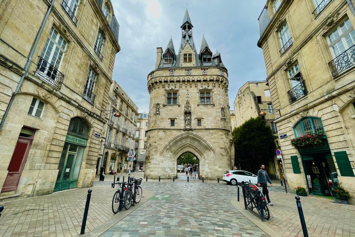 seeing porte cailhau is one of the best things to do in bordeaux in 2 days