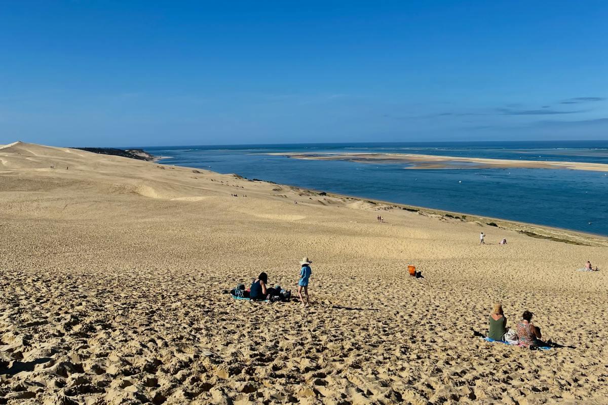 people playing on the pyla dune