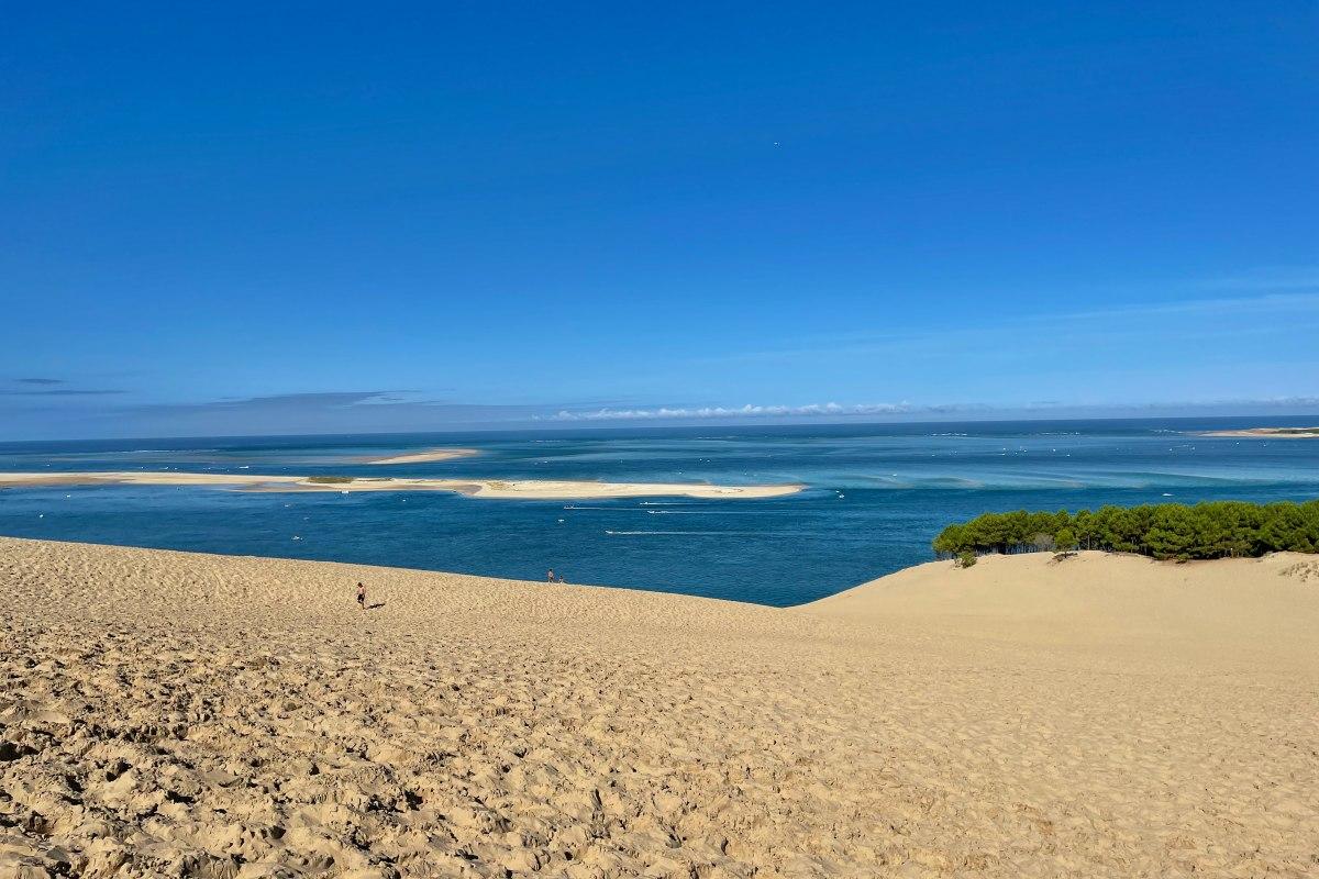 view of the baie d'arguin and arcachon bay