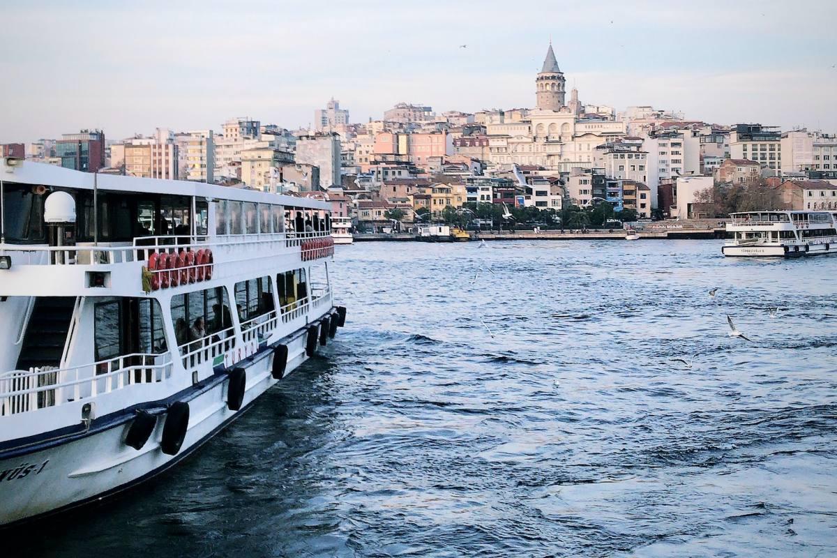 cruising the bosphore is in the best things to do in istanbul in 1 day
