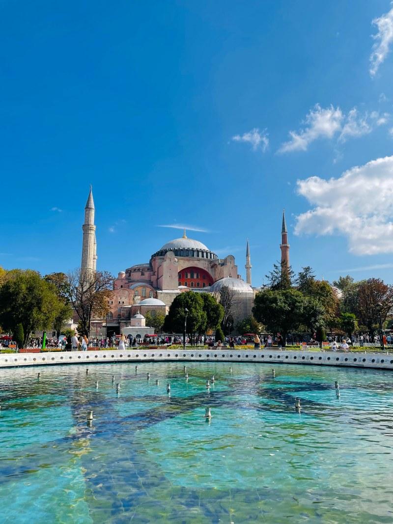 hagia sophia is a must when spending 4 nights in istanbul