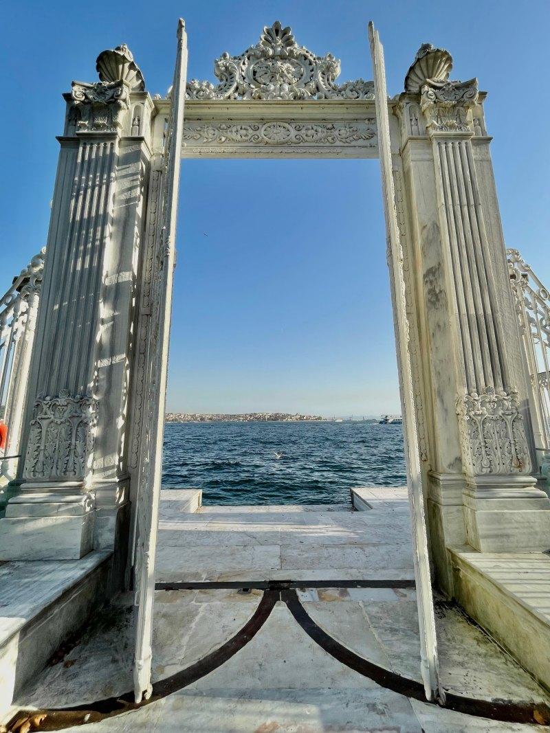 outstanding door open to the sea in dolmabahce palace