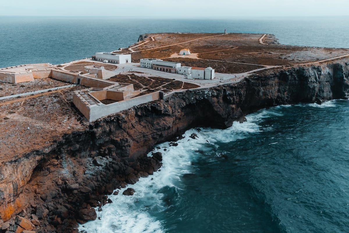 fortaleza de sagres ranks in the best places on algarve