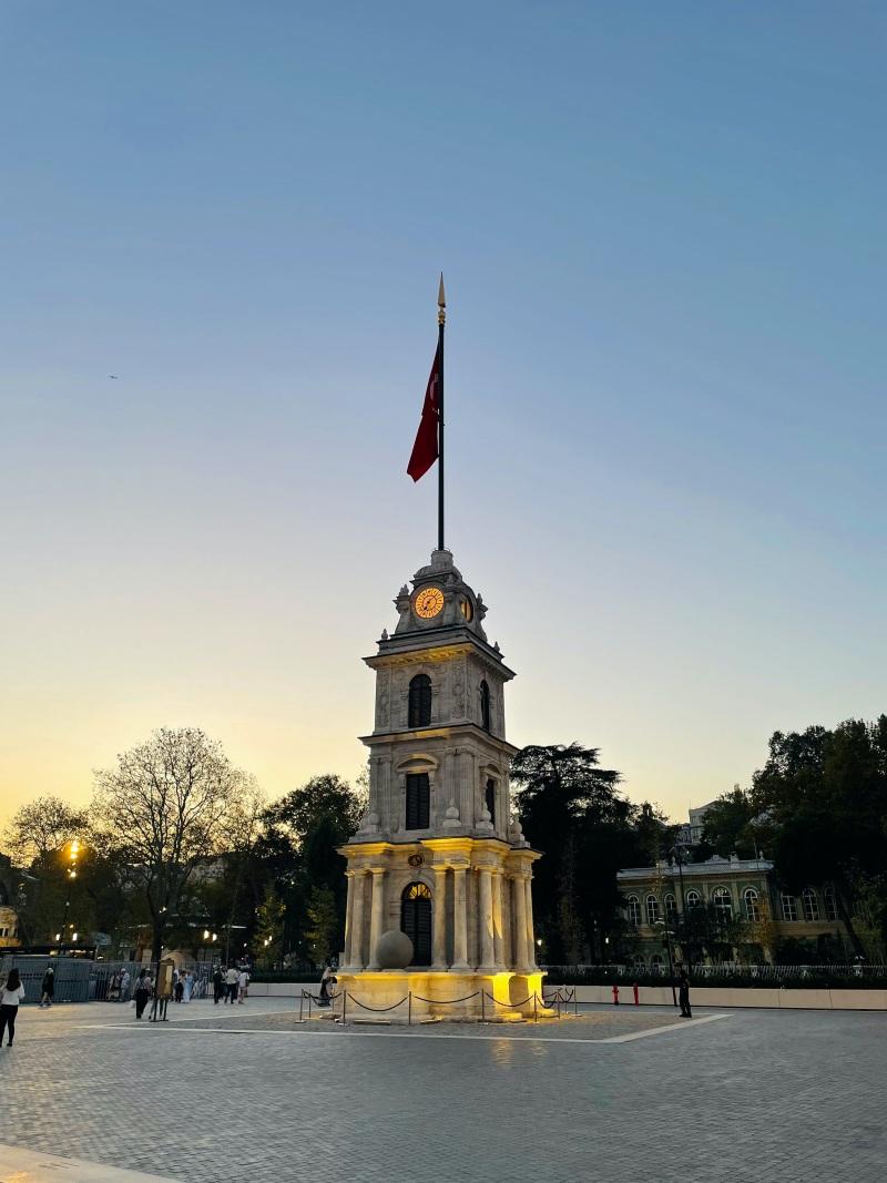 karakoy clock tower