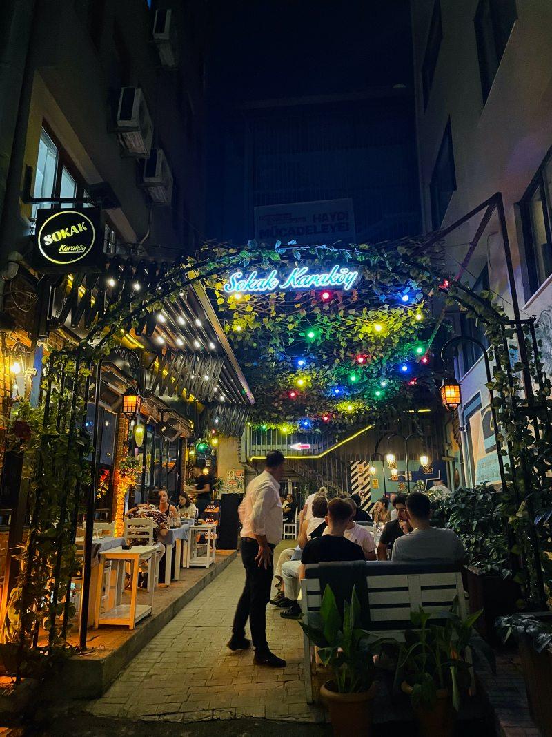 lively karakoy