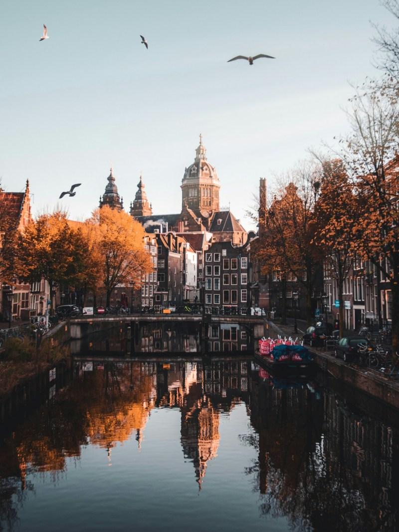 beautiful canals in amsterdam in the fall