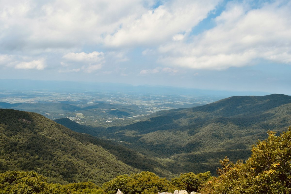 shenandoah national park is one of the top places to visit in usa in may